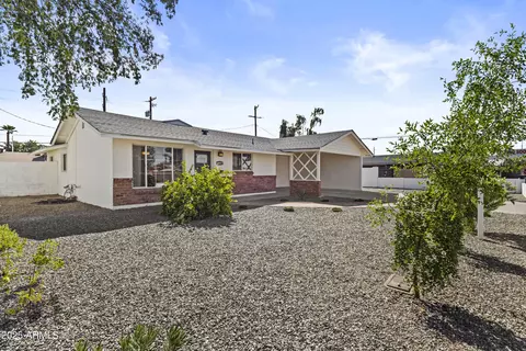 6807 N 37th Dr, Phoenix, AZ 85019 photo 7