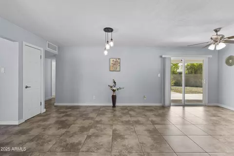 6807 N 37th Dr, Phoenix, AZ 85019 photo 16