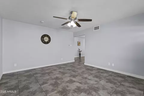 6807 N 37th Dr, Phoenix, AZ 85019 photo 10