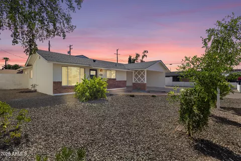 6807 N 37th Dr, Phoenix, AZ 85019 photo 8