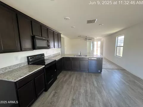 13142 E Aster Ln, Florence, AZ 85132 photo 3