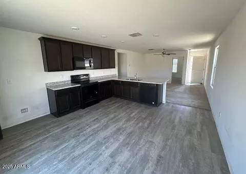 13142 E Aster Ln, Florence, AZ 85132 photo 4
