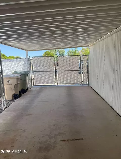 6601 W Sunnyslope Ln, Glendale, AZ 85302