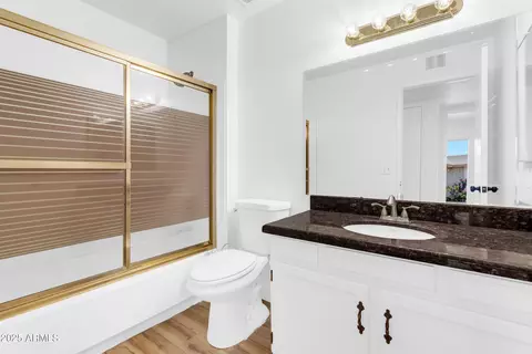 Bath - 5015 E Shomi St, Phoenix, AZ 85044 photo 4 of 4