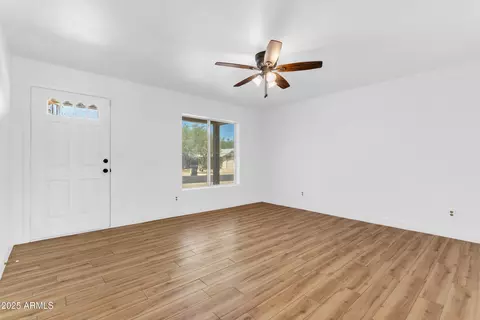 Living - 5015 E Shomi St, Phoenix, AZ 85044 photo 2 of 10
