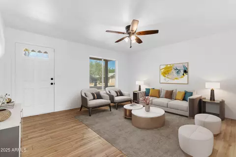 Living - 5015 E Shomi St, Phoenix, AZ 85044 photo 1 of 10
