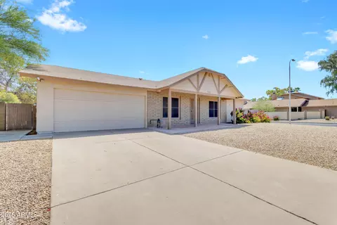 5015 E Shomi St, Phoenix, AZ 85044