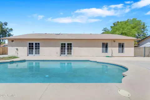 Exterior - 5015 E Shomi St, Phoenix, AZ 85044 photo 3 of 5