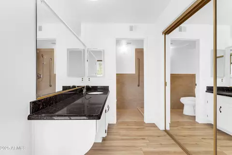 Bath - 5015 E Shomi St, Phoenix, AZ 85044 photo 1 of 4