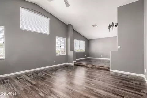 Living - 16049 S 10th Pl, Phoenix, AZ 85048 photo 9 of 14