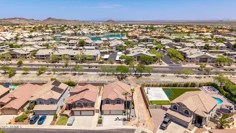 View/Area - 16049 S 10th Pl, Phoenix, AZ 85048 photo 9 of 10