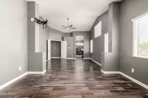 Living - 16049 S 10th Pl, Phoenix, AZ 85048 photo 11 of 14