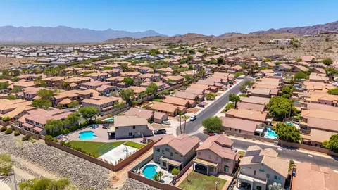 View/Area - 16049 S 10th Pl, Phoenix, AZ 85048 photo 7 of 10