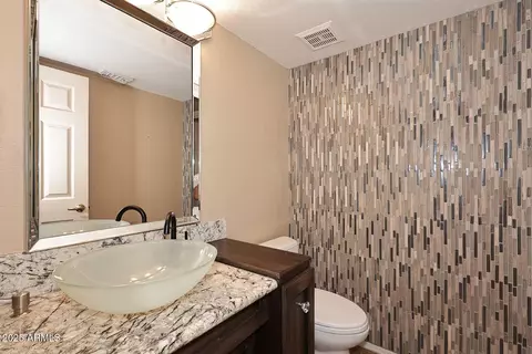 Bath - 6023 E Scafell Cir, Mesa, AZ 85215 photo 1 of 6