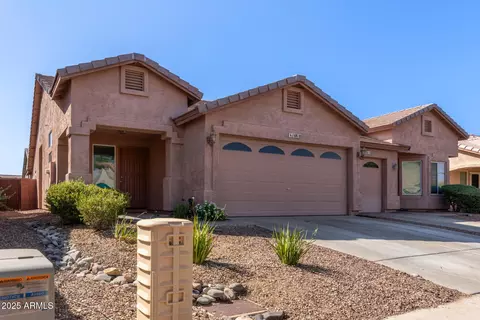 16818 S 23rd St, Phoenix, AZ 85048