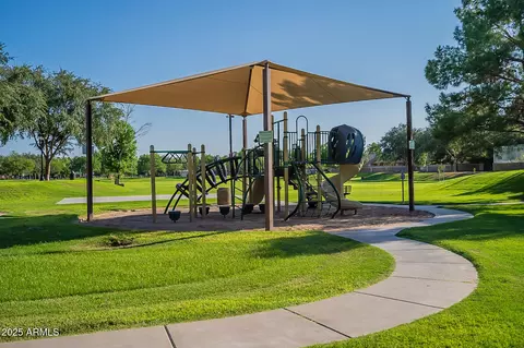 View/Area - 3062 E Cullumber St, Gilbert, AZ 85234 photo 12 of 14