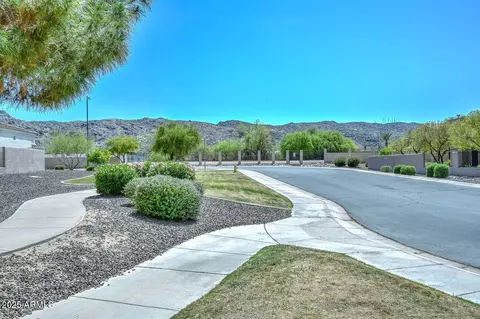 2129 E Beautiful Ln, Phoenix, AZ 85042 photo 37