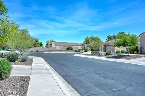2129 E Beautiful Ln, Phoenix, AZ 85042 photo 38