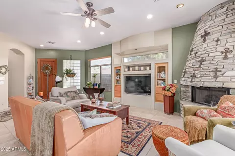 2129 E Beautiful Ln, Phoenix, AZ 85042 photo 7