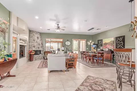2129 E Beautiful Ln, Phoenix, AZ 85042 photo 5