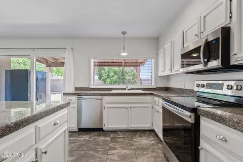 1160 E Hampton Cir, Mesa, AZ 85204 photo 13