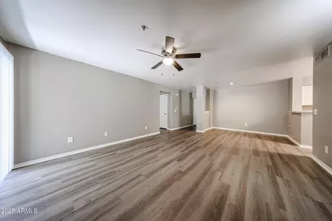 Living - 2025 E Campbell Ave #137, Phoenix, AZ 85016 photo 2 of 3