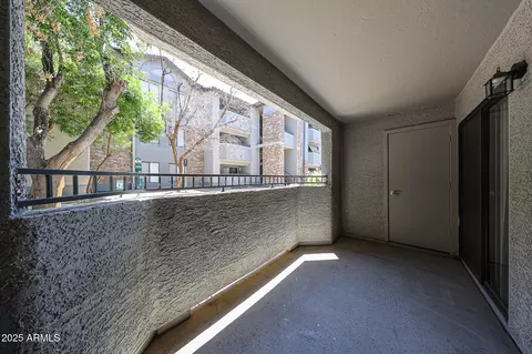 Exterior - 2025 E Campbell Ave #137, Phoenix, AZ 85016 photo 1 of 3