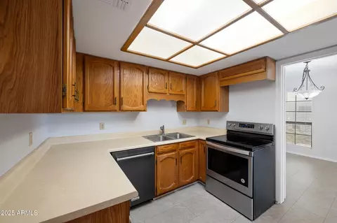 Kitchen - 8314 N 21st Dr #K208, Phoenix, AZ 85021 photo 1 of 2