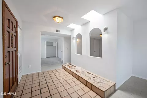 Entry Way - 8314 N 21st Dr #K208, Phoenix, AZ 85021 photo 2 of 3