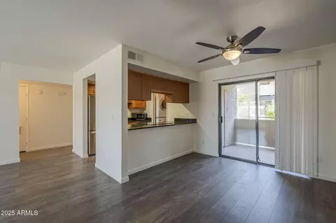 1402 E Guadalupe Rd #122, Tempe, AZ 85283