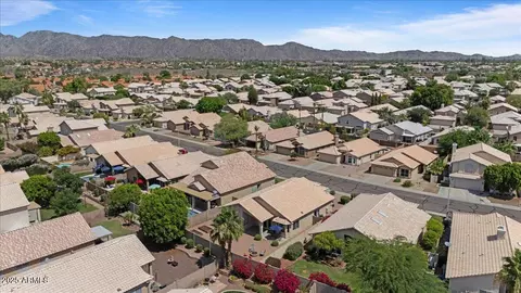 View/Area - 4459 E Desert Wind Dr, Phoenix, AZ 85044 photo 5 of 5