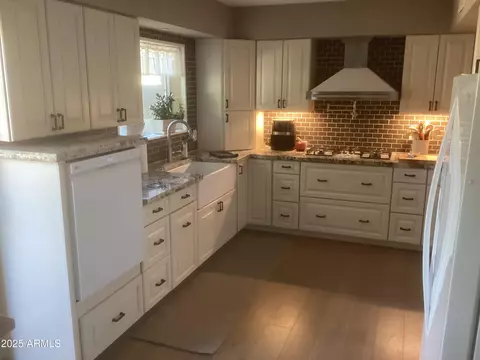 1036 E Wagon Wheel Dr, Phoenix, AZ 85020 photo 8
