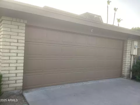 1036 E Wagon Wheel Dr, Phoenix, AZ 85020 photo 2