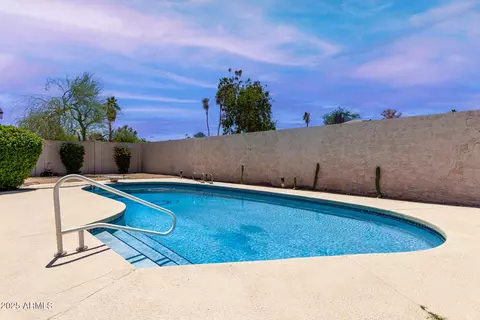 Exterior - 533 E 7th Pl, Mesa, AZ 85203 photo 8 of 11