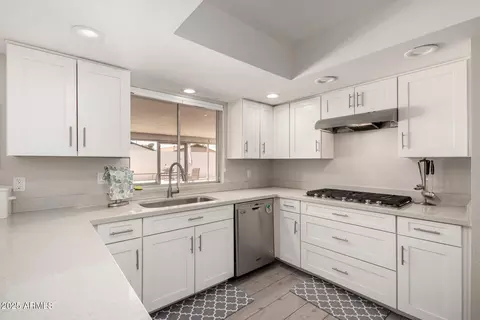 Kitchen - 533 E 7th Pl, Mesa, AZ 85203 photo 1 of 4