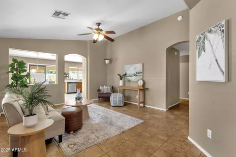 4101 S Dewdrop Ct, Gilbert, AZ 85297 photo 3