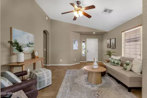 4101 S Dewdrop Ct, Gilbert, AZ 85297 photo 10