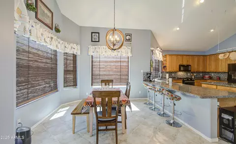 Dining - 9347 E Hillview Cir, Mesa, AZ 85207 photo 2 of 6