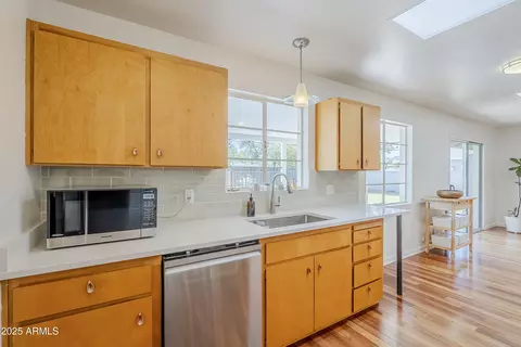314 E Royal Palm Rd, Phoenix, AZ 85020 photo 17