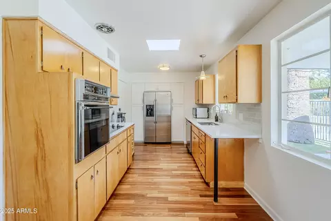 314 E Royal Palm Rd, Phoenix, AZ 85020 photo 4