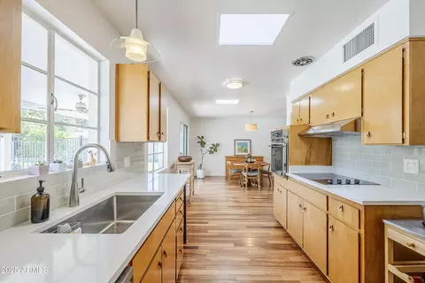 314 E Royal Palm Rd, Phoenix, AZ 85020 photo 16
