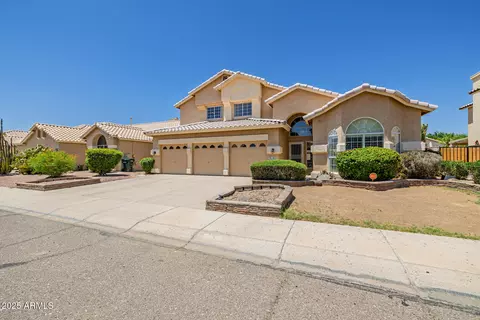 728 W Sandra Ter, Phoenix, AZ 85023