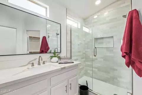 Bath - 2402 E 5th St #1457, Tempe, AZ 85281 photo 1 of 2