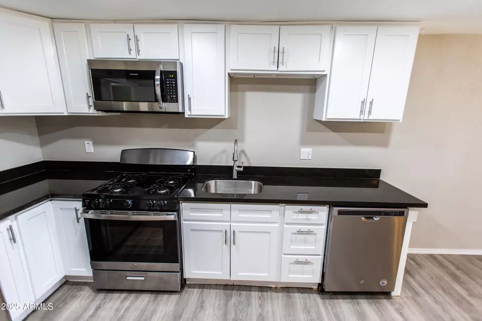 Kitchen - 1145 E 5th St, Casa Grande, AZ 85122 photo 2 of 3