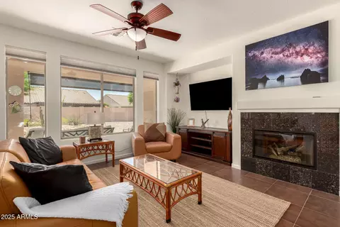 5353 W Buckskin Dr, Eloy, AZ 85131