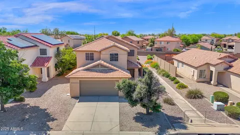 885 E Lakeview Dr, San Tan Valley, AZ 85143