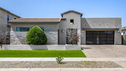 3822 E Canyon Pl, Chandler, AZ 85249