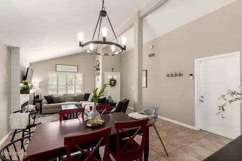 Dining - 4216 E Sandia St, Phoenix, AZ 85044 photo 1 of 2