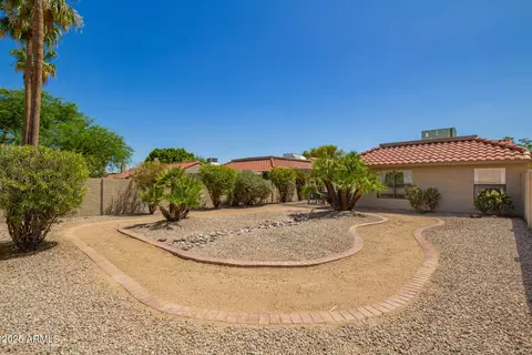 Exterior - 4216 E Sandia St, Phoenix, AZ 85044 photo 4 of 9
