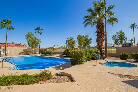 Exterior - 4216 E Sandia St, Phoenix, AZ 85044 photo 6 of 9